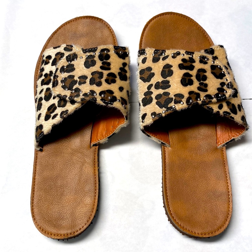 Leopard print slides